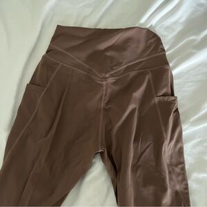 Brown pocket leggings